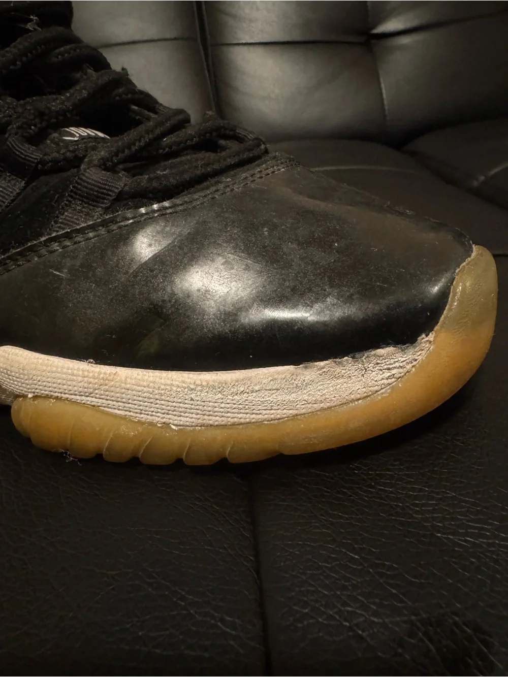 Jordan 11 Low Baron